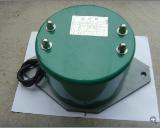 倉壁震動(dòng)器